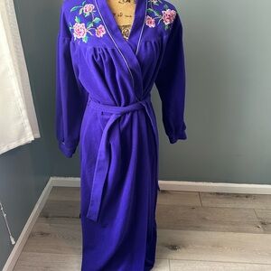 Gorgeous Purple Floral Embroidered Women's Robe